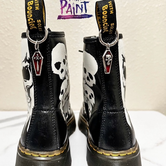 Hand Painted Skull Themed Dr. Martens Zavala Boots, W7/M6, NEW - Picture 5 of 7